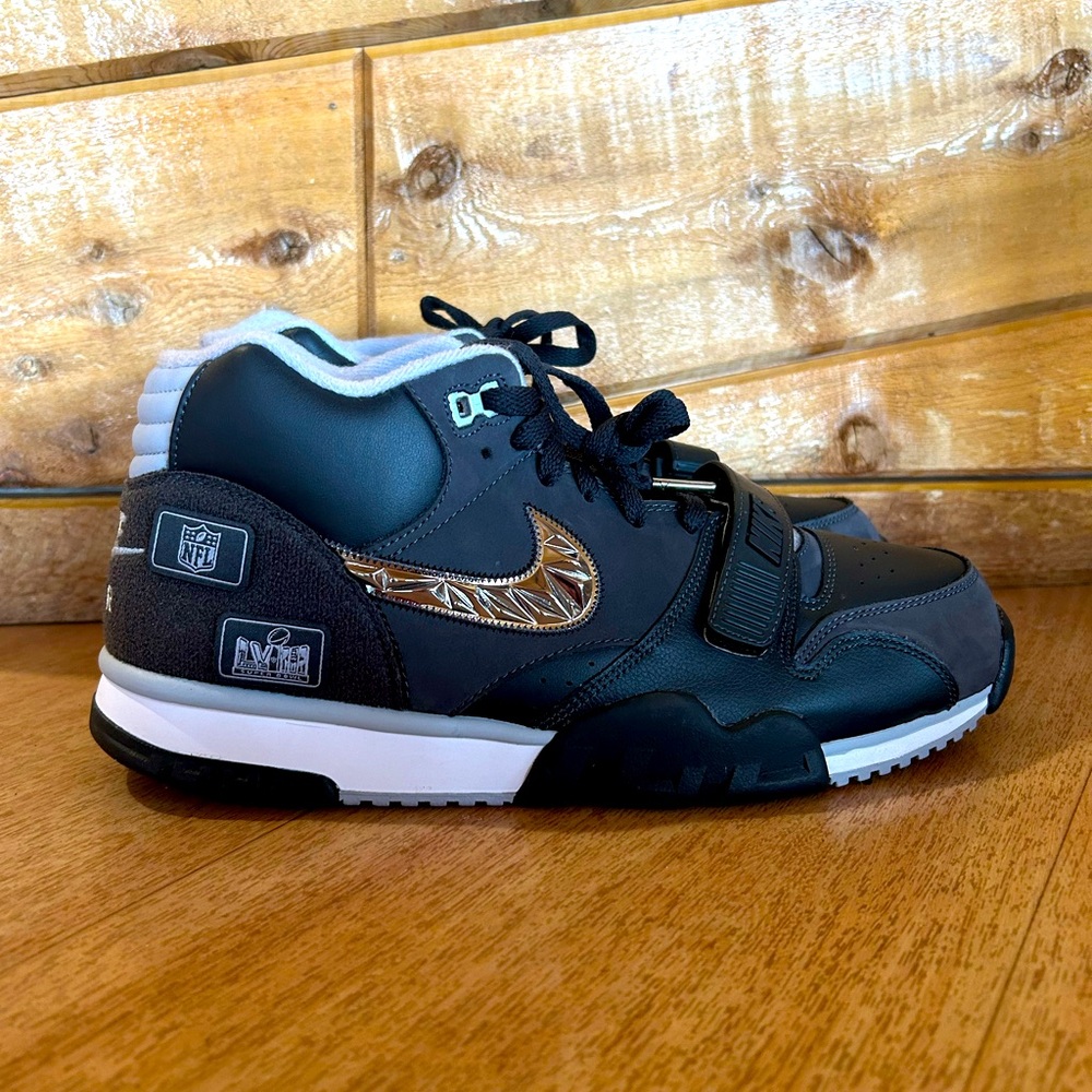 NWOT Nike Air Trainer 1 "SB LVIII"
Size 12.5